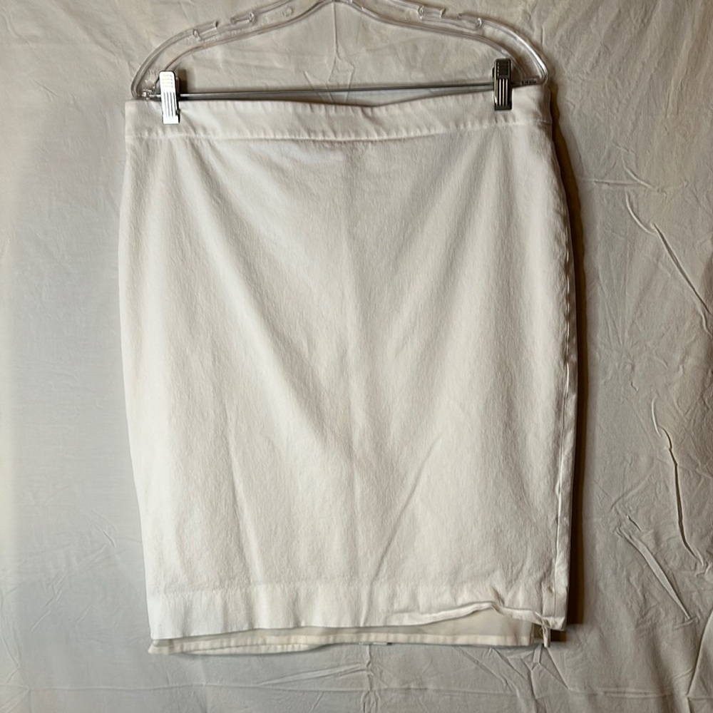 J. Crew White Knee-Length Pencil Skirt for Work